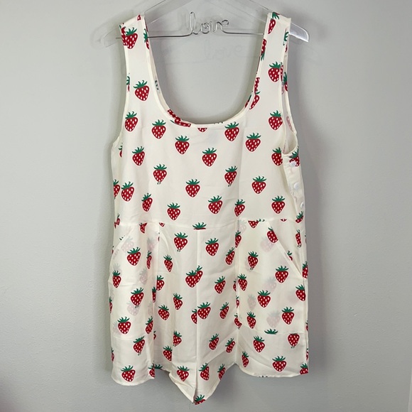 Shein NWOT Strawberry Print Romper in Size XL